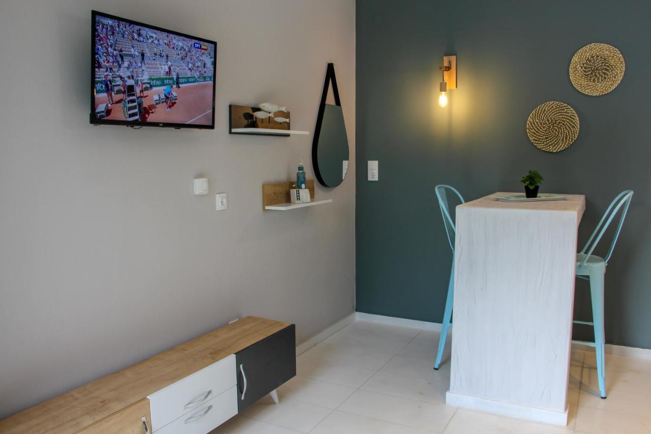 Lamprini'S Deluxe Studios Limenas  Ngoại thất bức ảnh